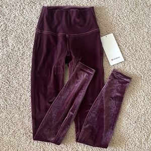 Lululemon Special Edition Wunder Lounge High Rise Size 2 28” inseam